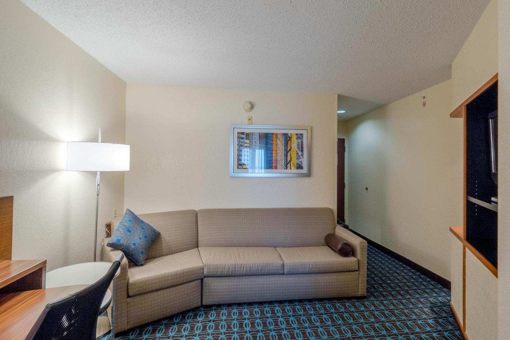 Fairfield Inn & Suites By Marriott Cleveland Стрийтсбъро Екстериор снимка