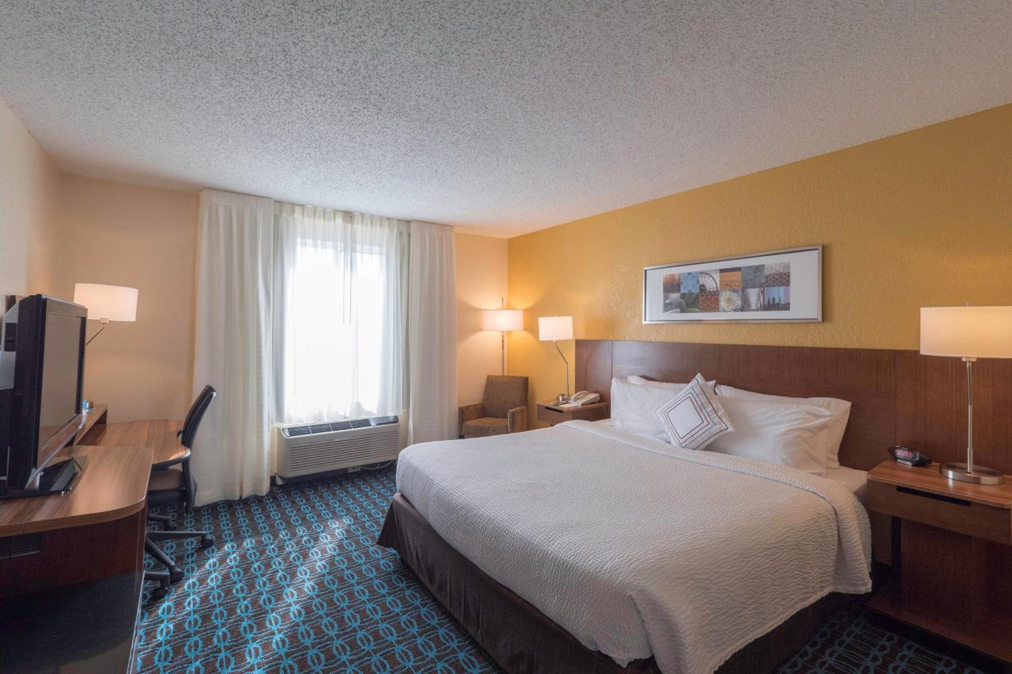 Fairfield Inn & Suites By Marriott Cleveland Стрийтсбъро Екстериор снимка